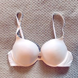 Victoria’s Secret White Bra